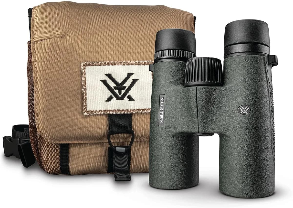 Binoculars - Triumph HD 10x42